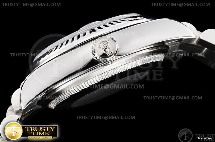 0131 RMDJ0253E – DJ Midsize 31mm Sophisticated 825